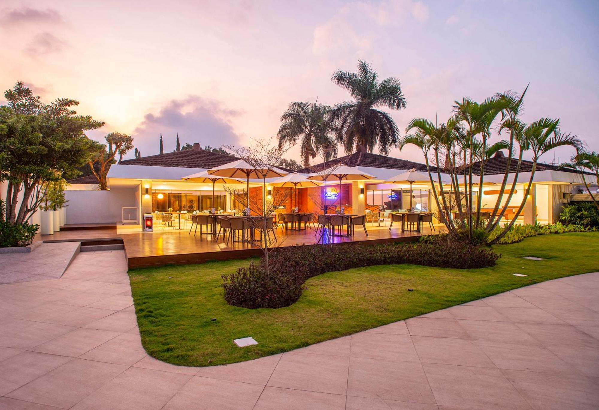 Surya Hotel & Cottages Prigen Exterior photo